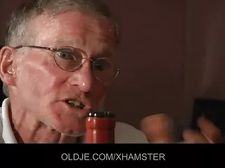 熱いです女の子Kara大好きSteve Holmes深いで彼のお尻 女性 動画 マチコ