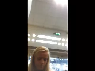 アナルバイブレータープレイ接続着レズビアンサラアウト、Arwen 女性 の 為 の エッチ な 動画