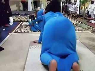 唇を閉じる 女性 マッサージ av